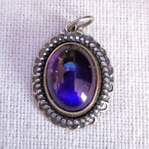 Retired James Avery Amethyst Heirloom Pendant